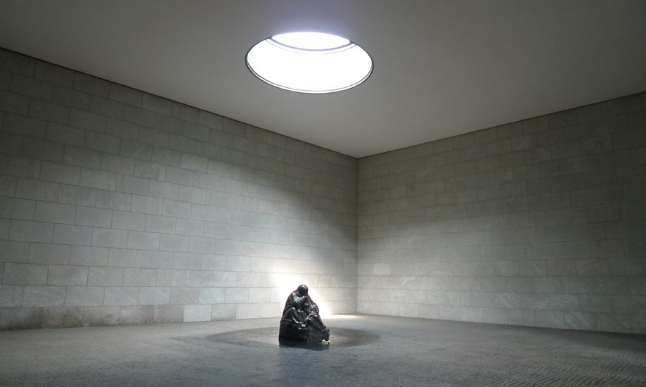 Thursday May 8th (2014) The Neue Wache (New Guardhouse) width=