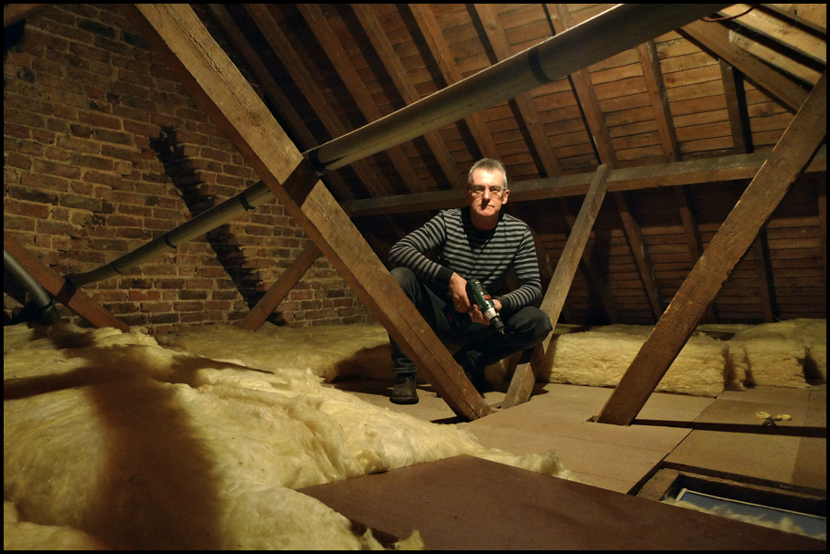 Thursday November 18th (2010) Fitting the high density particleboard in the loft width=