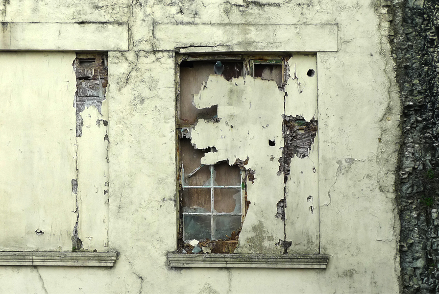 Tuesday April 11th (2017) Broken Window, Margate. width=