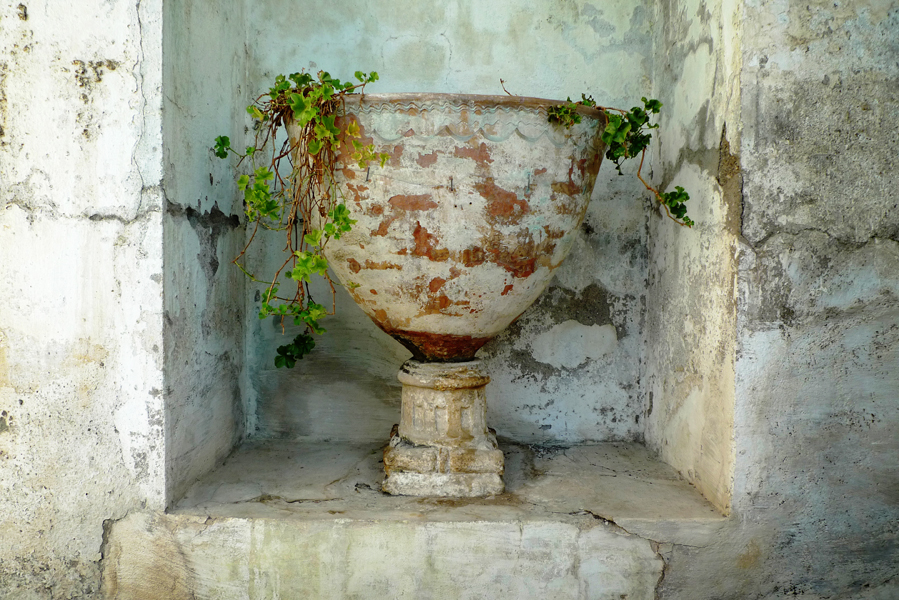 Friday October 10th (2014) Urn ... width=