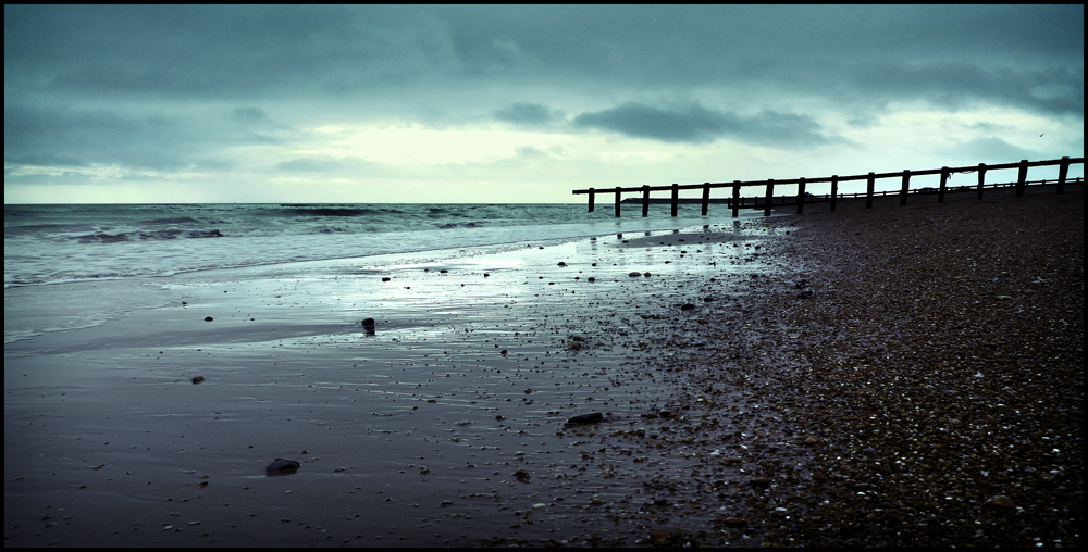 Monday January 10th (2011) The Beach at Sovereign Harbour width=