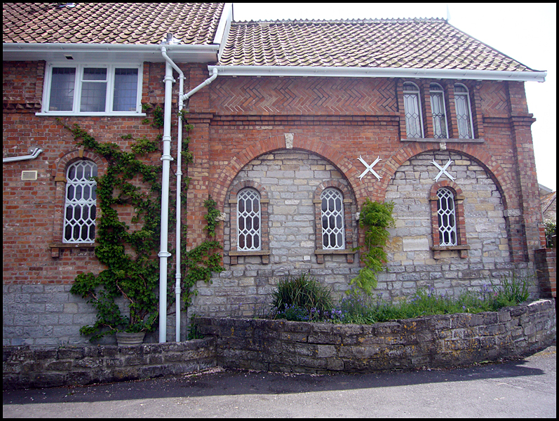 Saturday July 11th (2009) Langport dwelling width=