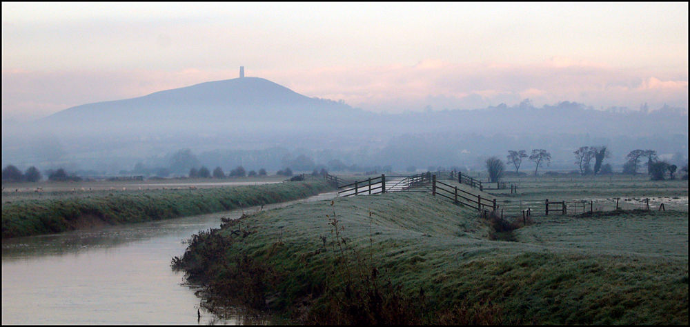 Saturday November 21st (2009) Glastonbury Tor width=