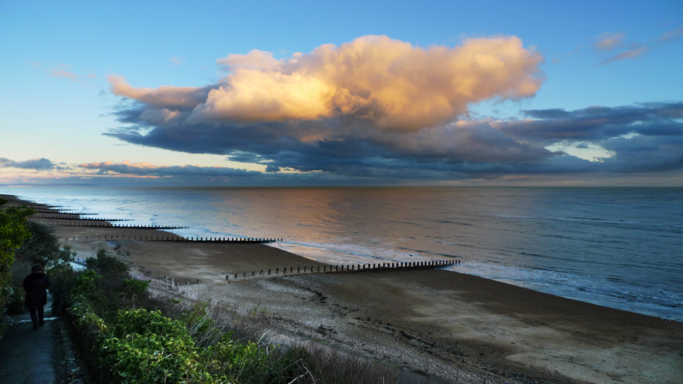 Thursday January 15th (2015) Big bad cloud width=