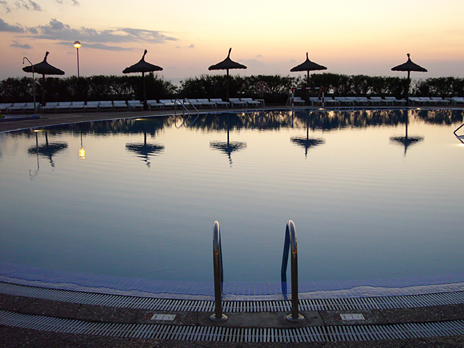 Tuesday August 8th (2006) Sundown width=