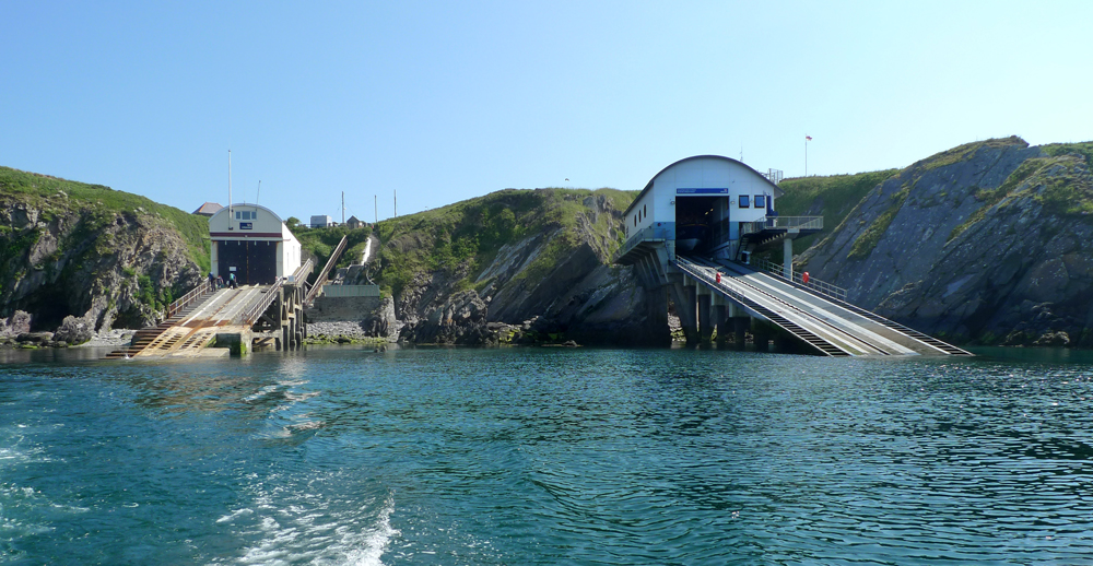 Wednesday June 6th (2018) We are off on a boat trip ... width=