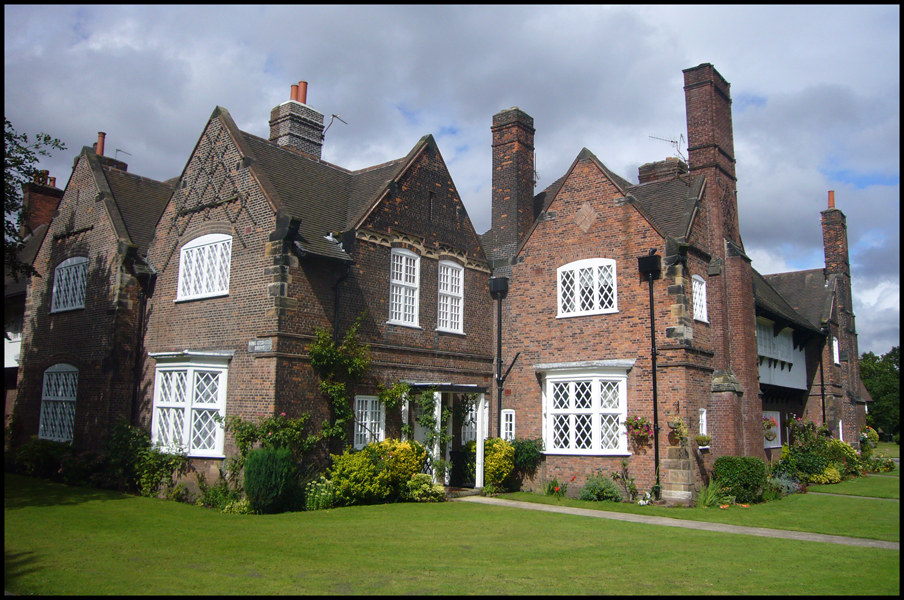 Monday August 3rd (2009) Port Sunlight, Liverpool. width=