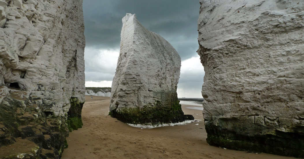 Wednesday April 6th (2016) Storm coming in ... width=