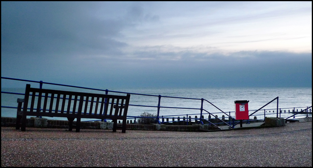 Friday January 4th (2013) Bench on the slippery slope ... width=