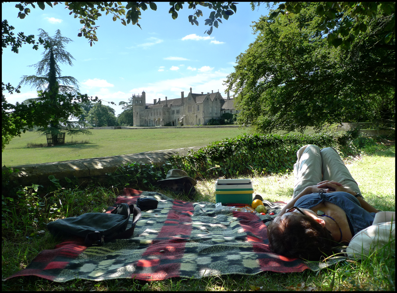 Monday August 16th (2010) Picnic at Lacock Abbey width=