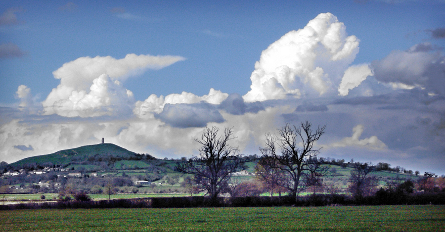 Sunday April 13th (2008) Glastonbury Tor width=