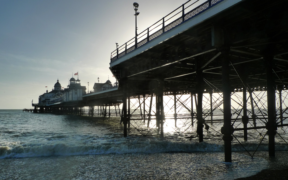 Tuesday December 22nd (2015) Eastbourne pier ... width=