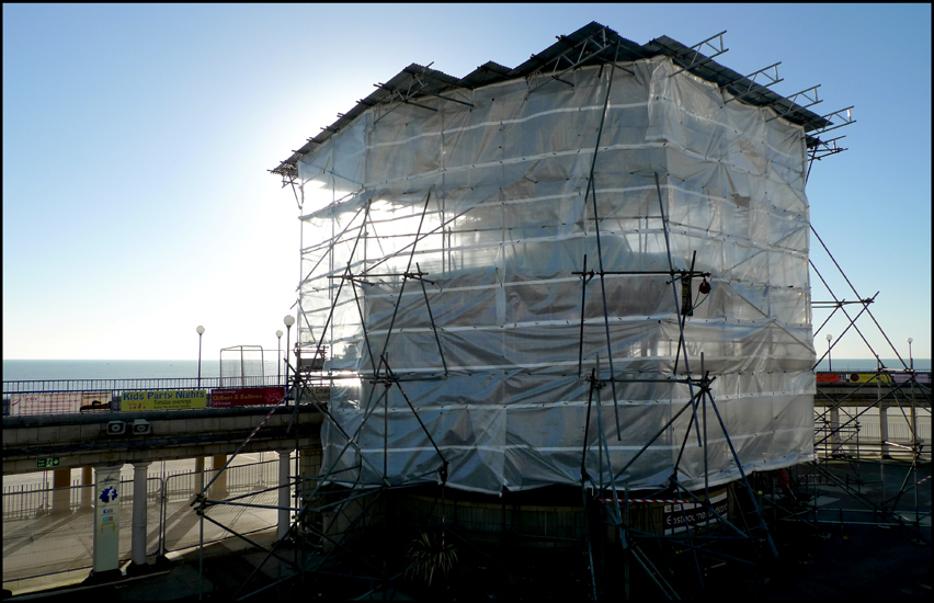 Monday November 25th (2013) Bandstand width=