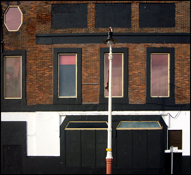 Tuesday August 18th (2009) Black, brown and white (with a touch of pink). width=