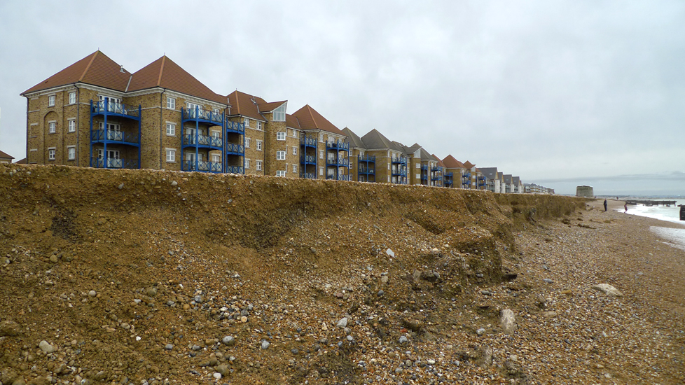 Sunday January 5th (2014) Damaged shingle bank ... width=