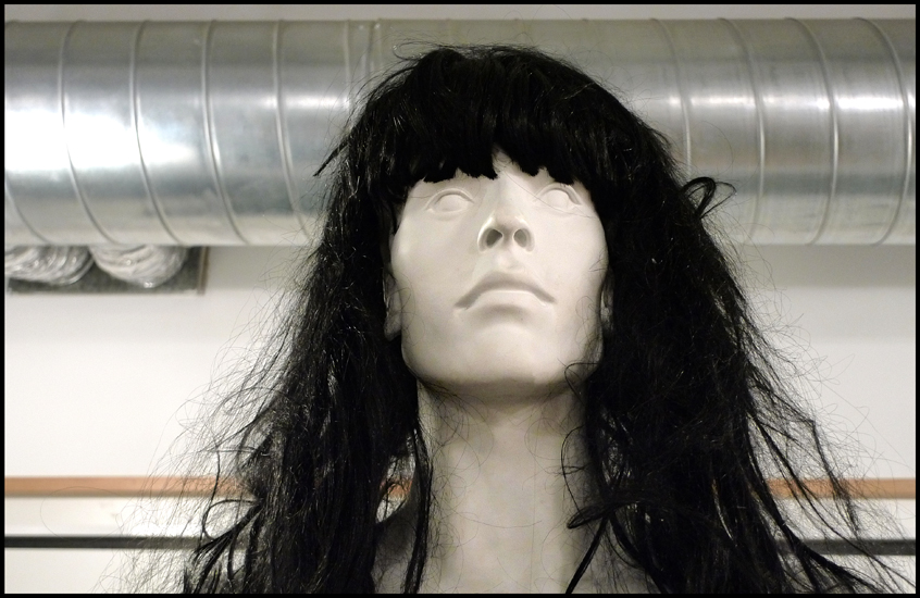 Tuesday December 15th (2009) Wig Blog width=