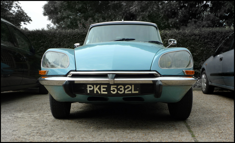 Sunday August 21st (2011) Citroen DS20 width=