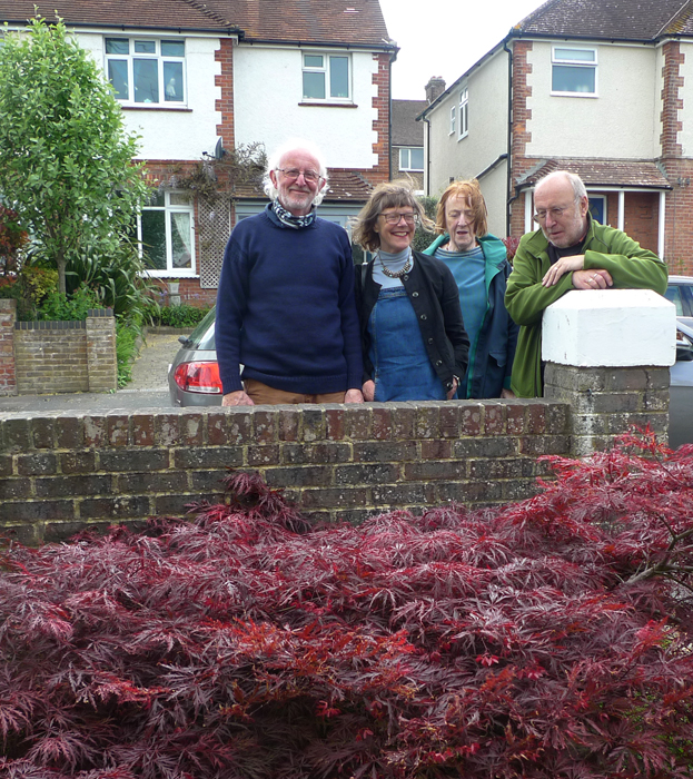 Tuesday May 25th (2021) Lewis, Jan, Lucy and Simon come for tea. width=