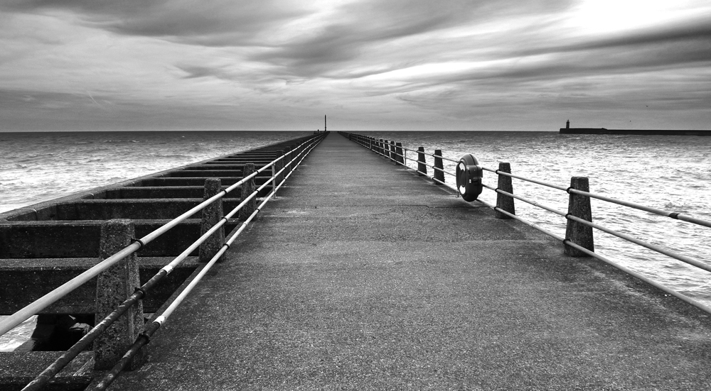 Wednesday December 22nd (2021) Newhaven Pier width=