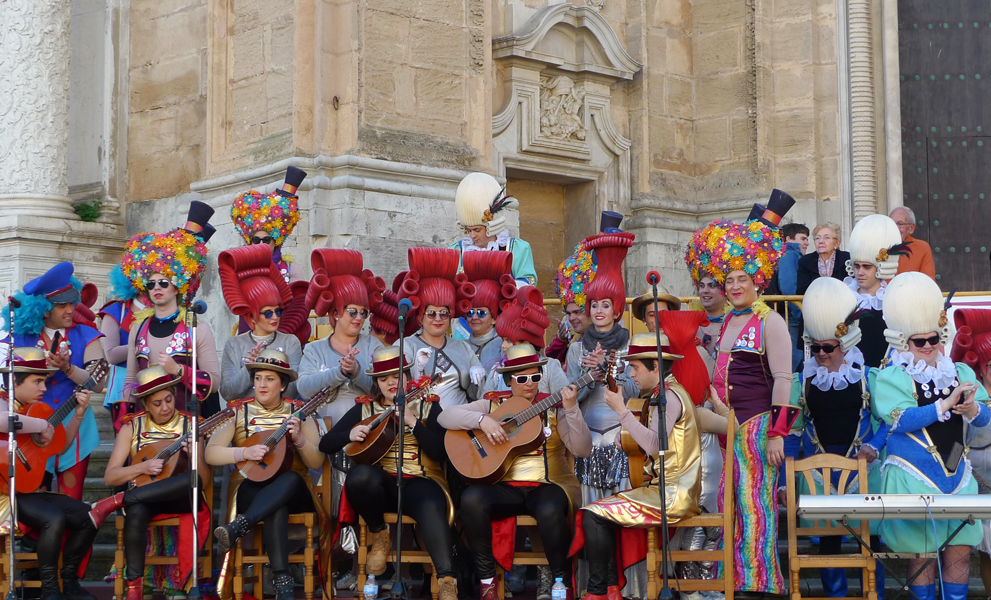 Monday March 13th (2017) They go mad for Carnival in Cadiz width=