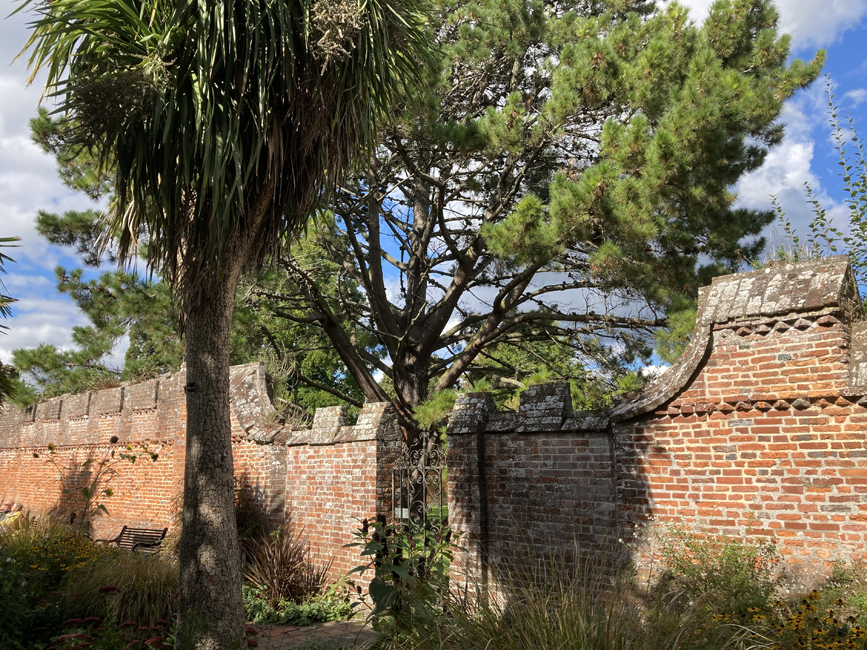 Wednesday September 28th (2022) Bishop's Palace Garden, Chichester width=