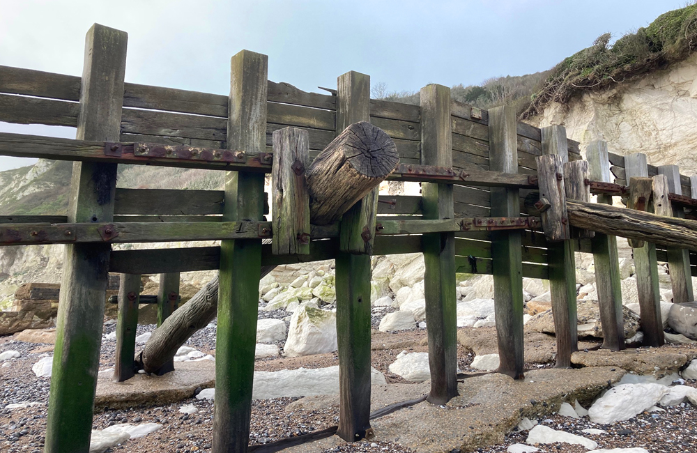 Wednesday January 4th (2023) Down the steps to the Holywell width=