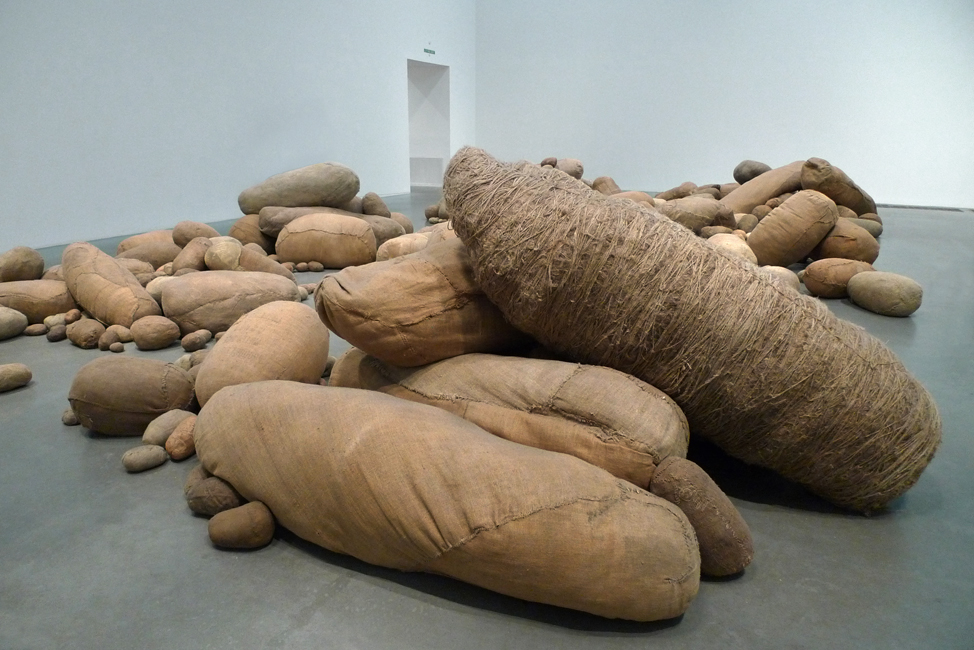 Wednesday May 9th (2018) Magdalena Abakanowicz (1930-2017) at Tate Modern. width=