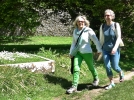 19: Lyn and Jude in Jevington Churchyard