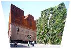 15: Caixa Forum