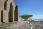 02: A line of white chalk stones.