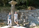 21: Holding up a Doric column ...