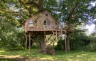 Now that is what I call a tree house!